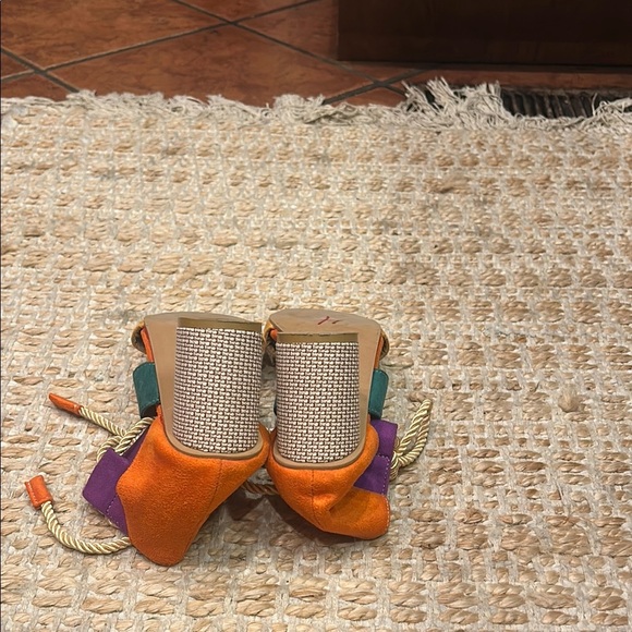 Colorful Women's Block Heel Sandals - Picture 10 of 10